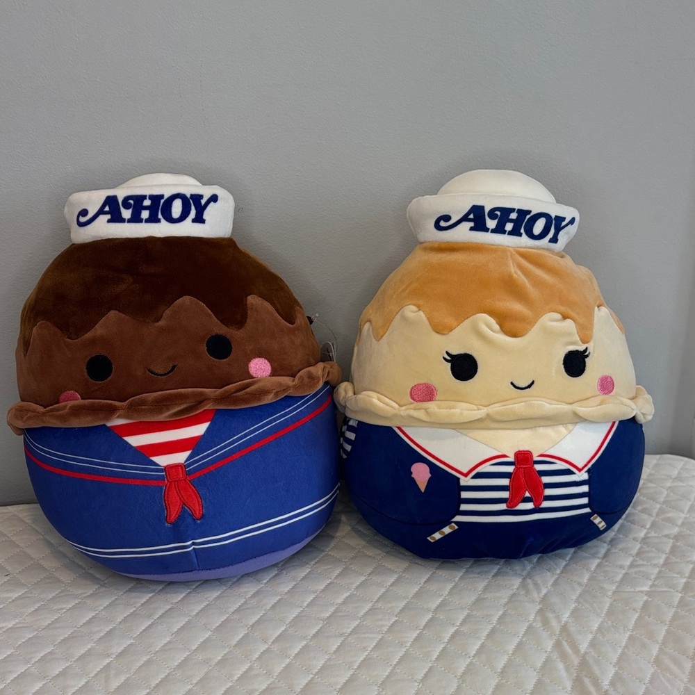 Stranger Things Squishmallows 10 inch Ahoy Butterscotch & Chocolate Pudding